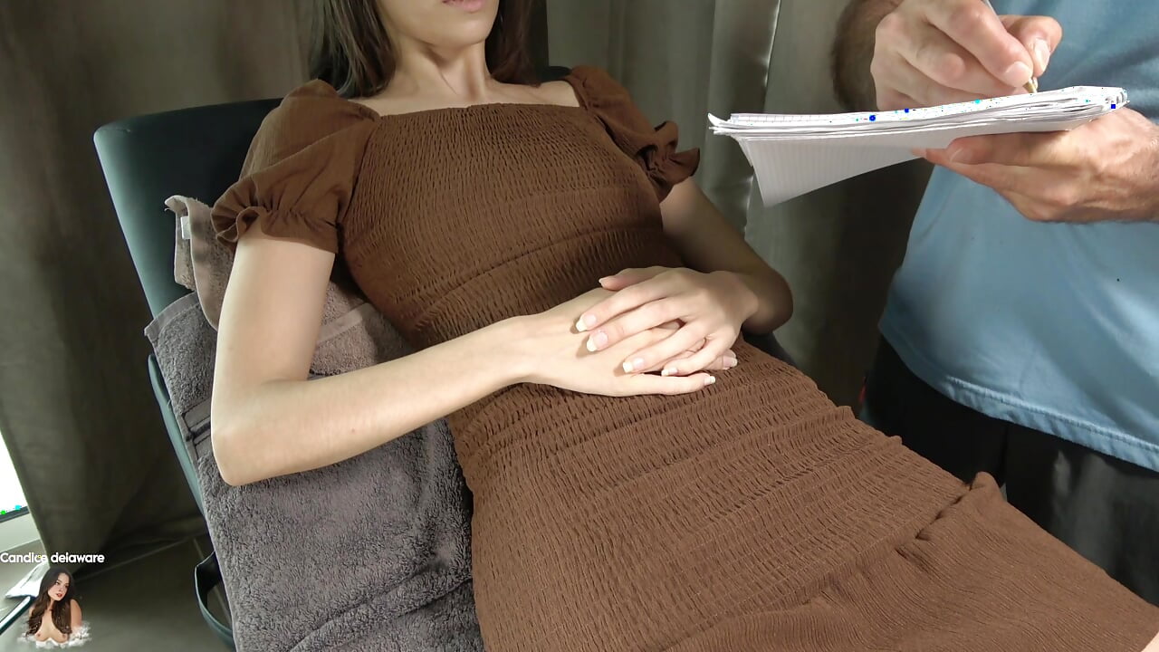 rendezvous chez le médecin pervers pour un test de chatte