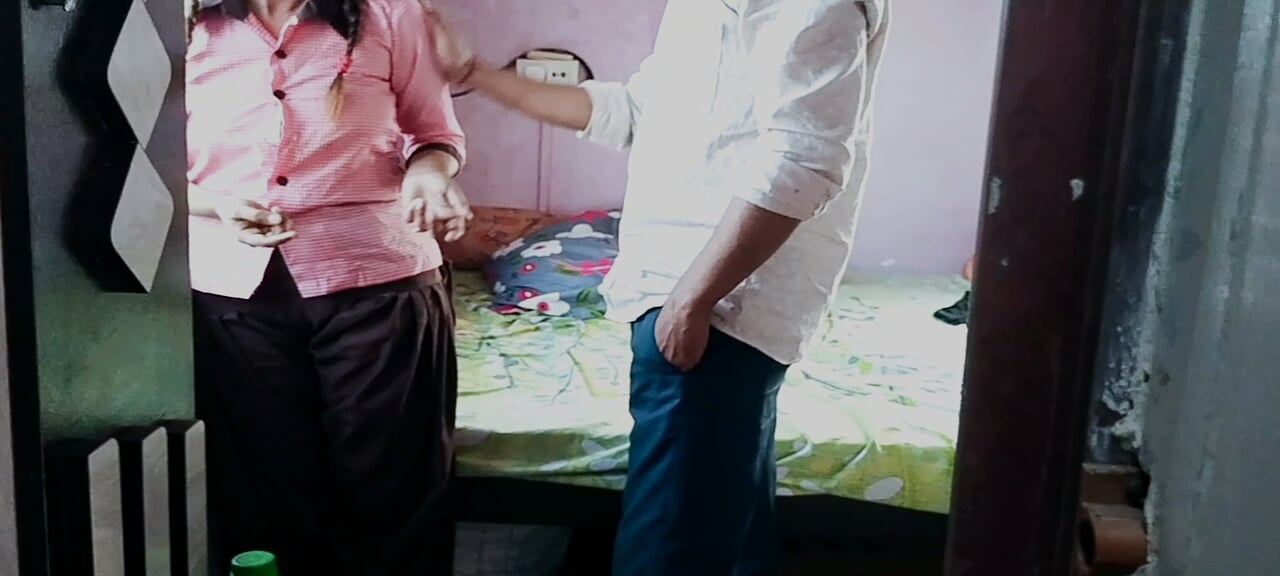 Teacher left mast on the pretext of giving extra mark to desi tuition girl