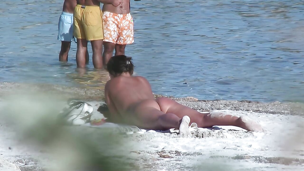 Voyeur décomplexé sur la plage d’Es Trenc